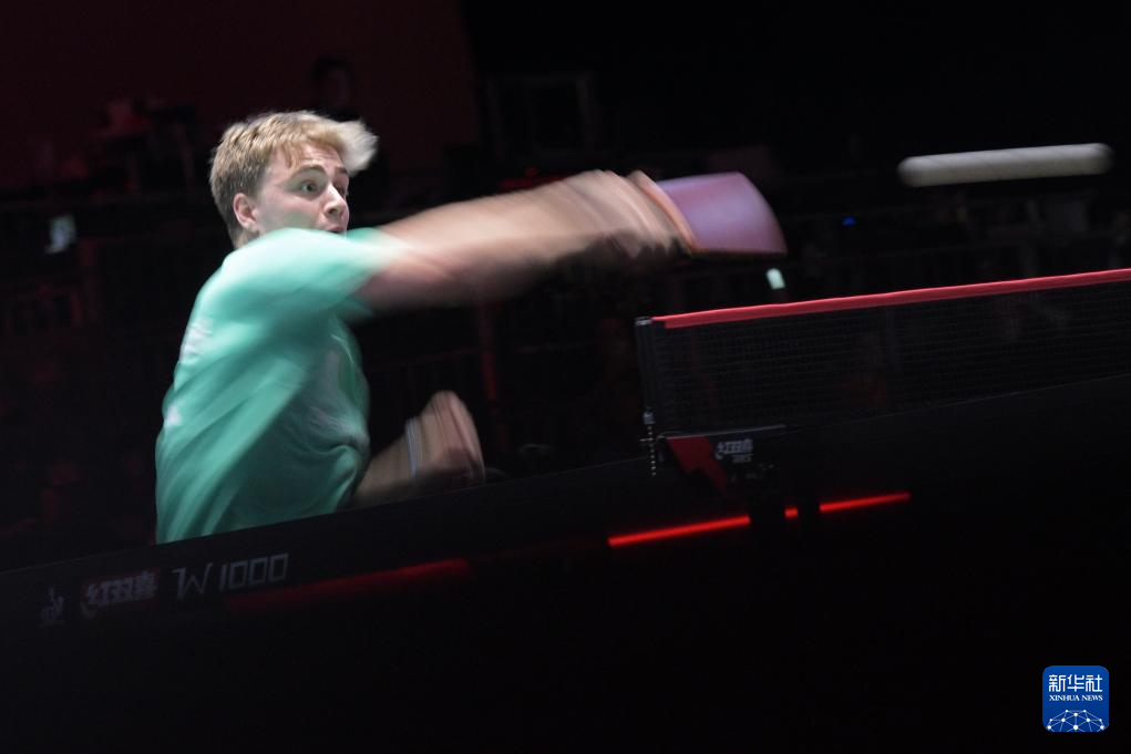 资比例的 资比例的