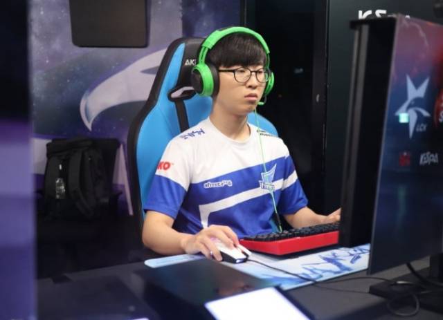 9号半